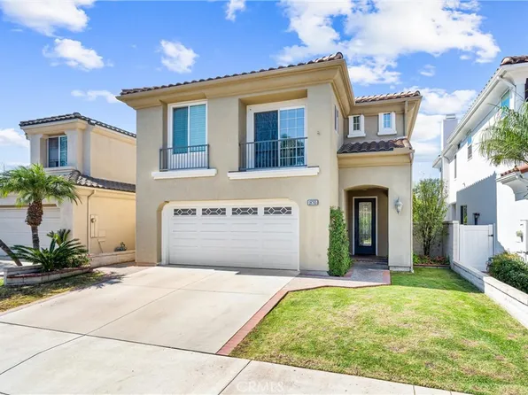 18765 Stratton Ln, Huntington Beach, CA 92648