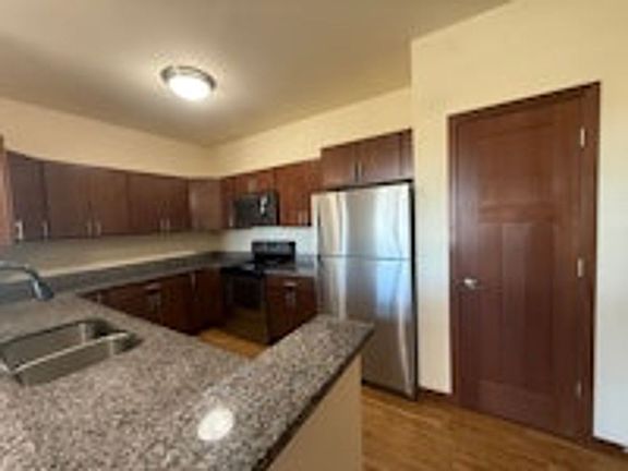 3rd image of 128 E Wisconsin St #302