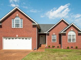 1818 Joben Dr, Murfreesboro, TN 37128