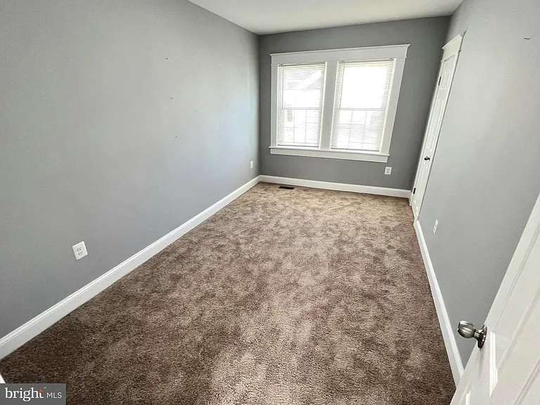 3119 Harview Ave — Photo 36