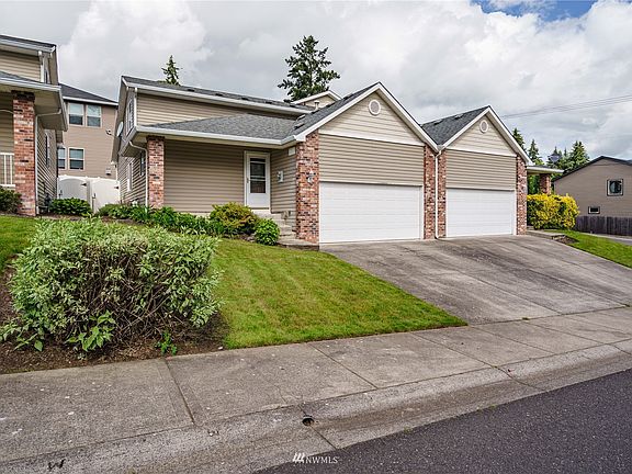 2nd image of 8114 NE 37th Avenue E