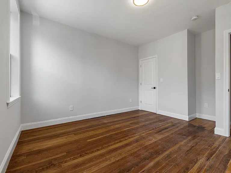 121 Cottage St #2 — Photo 3