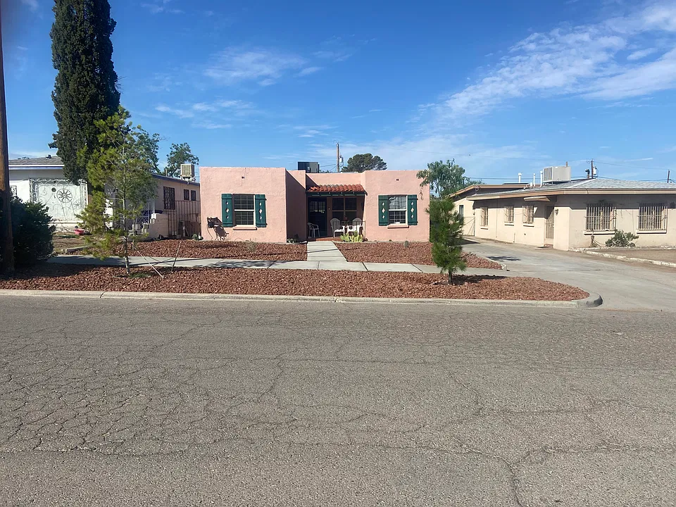 4705 Caples Cir