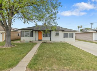 210 W Colonial Dr, Hanford, CA 93230