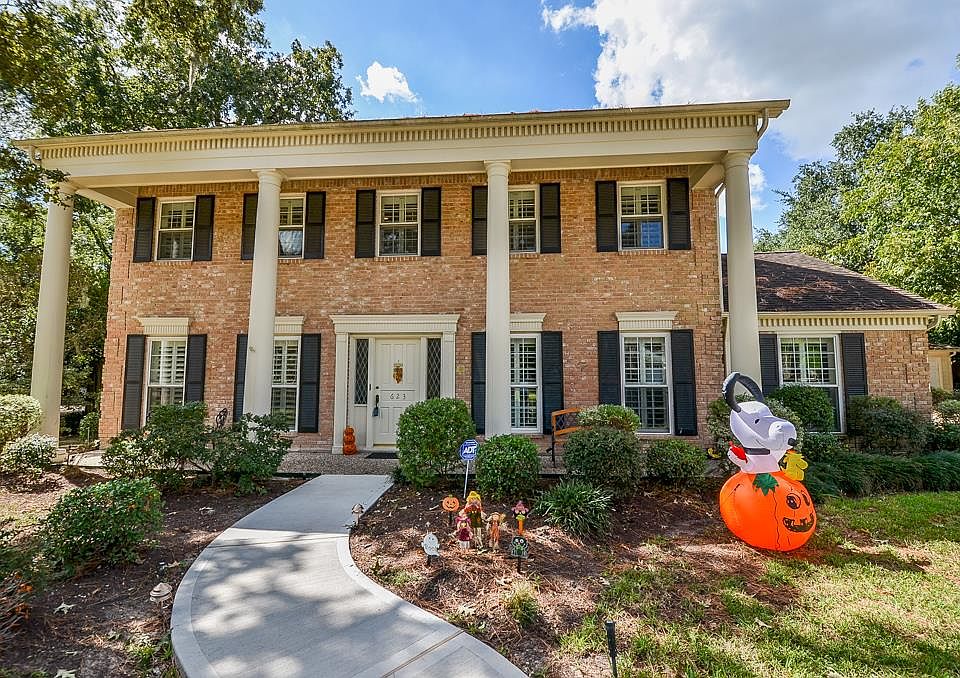 1st image of 623 Thistlewood Dr