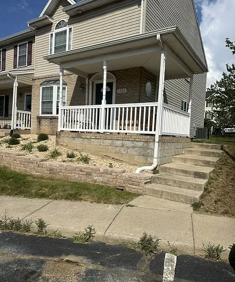 1322 Old Windmill Cir — Photo 1