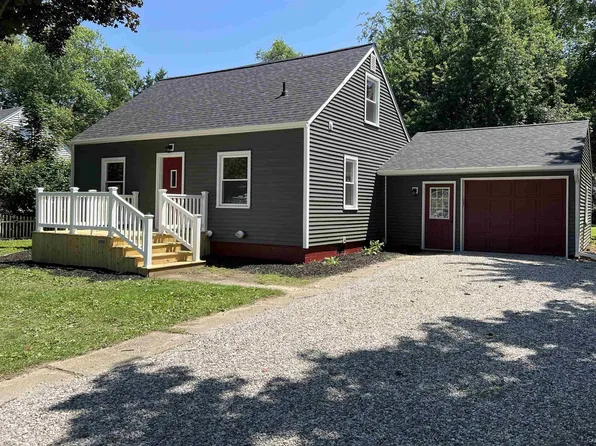 1999 Harold St, Adrian, MI 49221