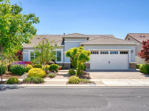 1552 Cloverleaf St, Manteca, CA 95336