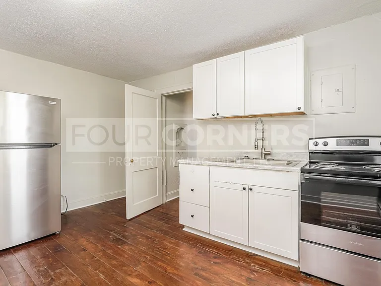 1007 South Main Street — Photo 12