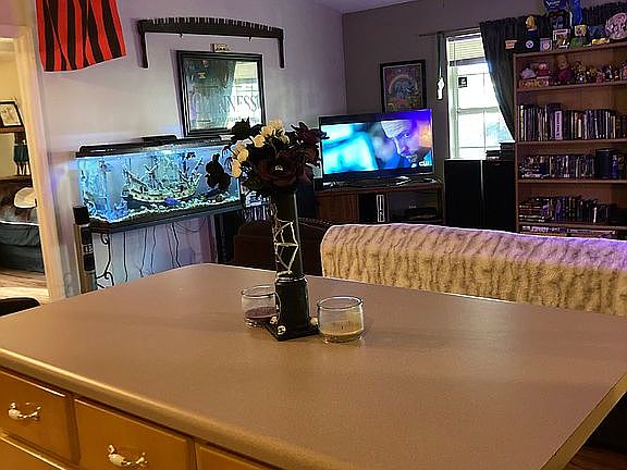 Kitchen toward LR