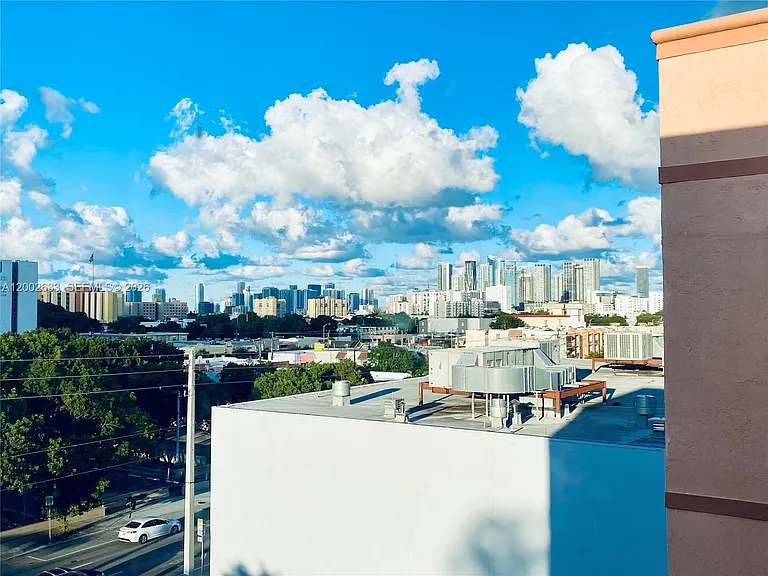 199 SW 12th Ave #501-C — Photo 33