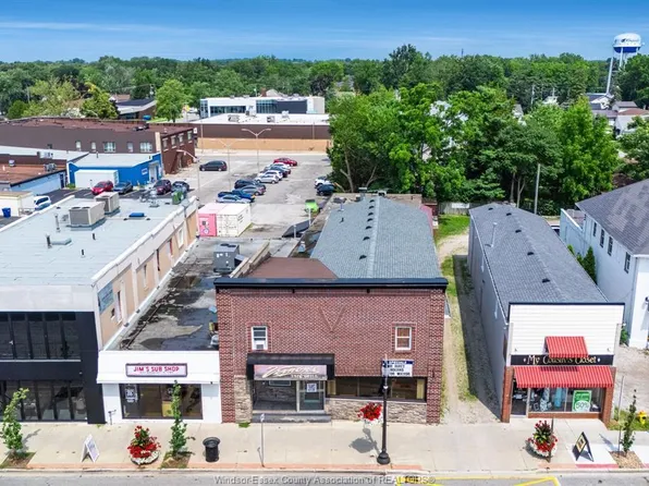 22 Main St E, Kingsville, ON N9Y 1A2