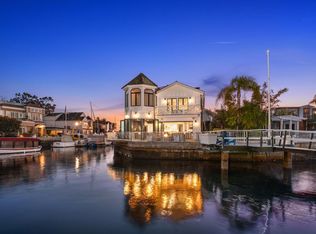 7 Collins Is, Newport Beach, CA 92662