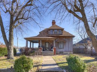 2011 S Jackson Ave, Joplin, MO 64804