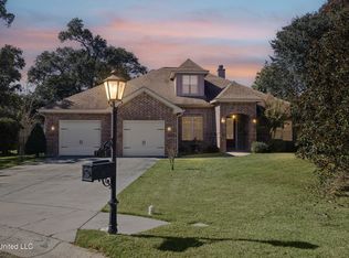 7343 N Aberdeen Dr, Pass Christian, MS 39571