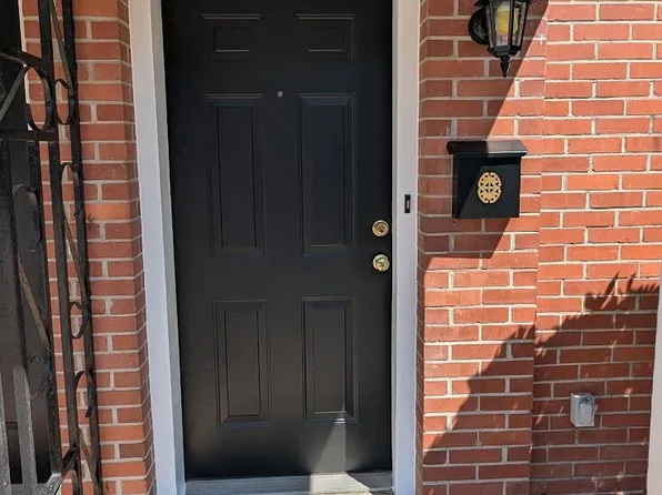 21 Hester St APT 8, Charleston, SC 29403