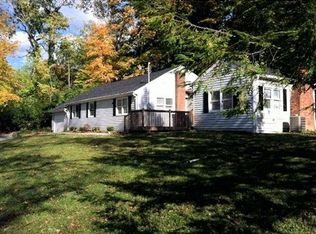 702 Sutton Rd, Anderson Twp, OH 45230