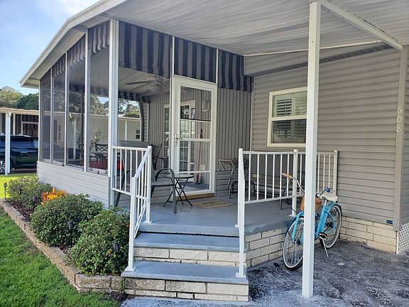 2nd image of 435 16th Ave SE Lot 608