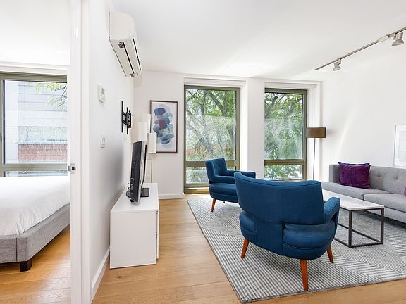 3rd image of 351 W 54th St APT 7D