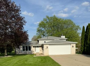 3229 Rustic Ln, Crown Point, IN 46307