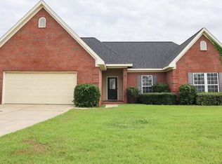 104 Designer Cir, Dothan, AL 36303