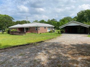 303 Lee Gordon Mill Ter, Chickamauga, GA 30707