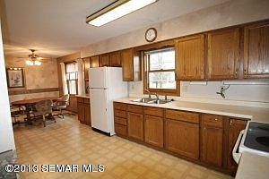 4th image of 420 Kim Ln SW