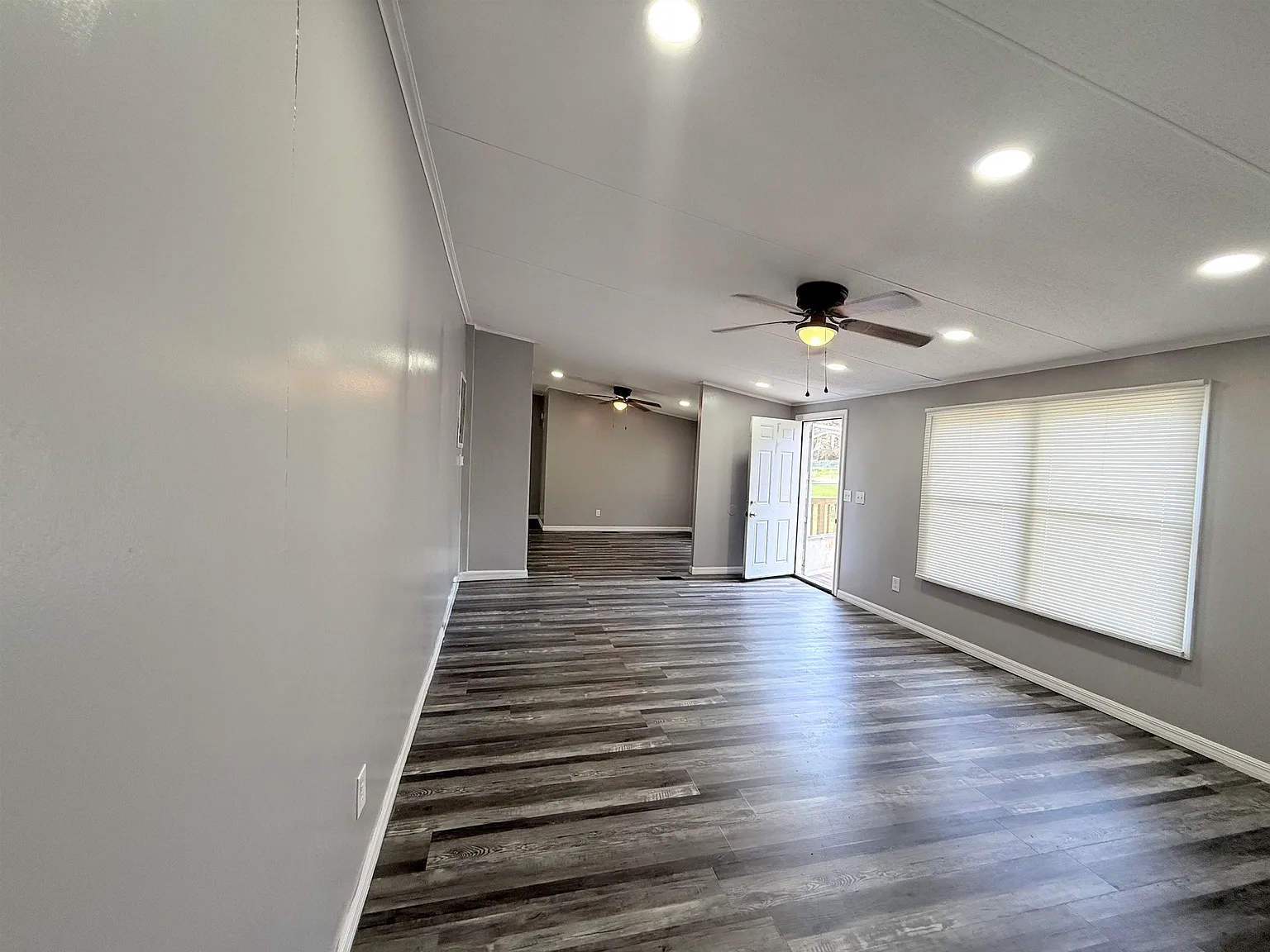 4 bed, 2052 sqft, $1,800 — Photo 3