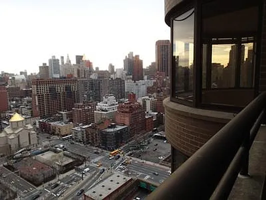 Rented by New York Private Realty Group | media 12