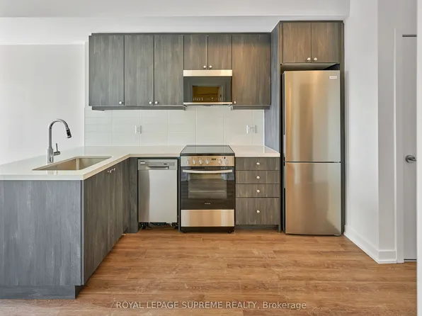 51 Clarington Blvd #1020, Clarington, ON L1C 0H6