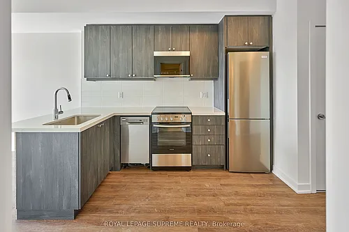 51 Clarington Blvd Photo 1