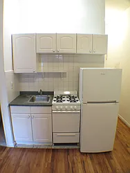 Rented by Glasser Realty LLC