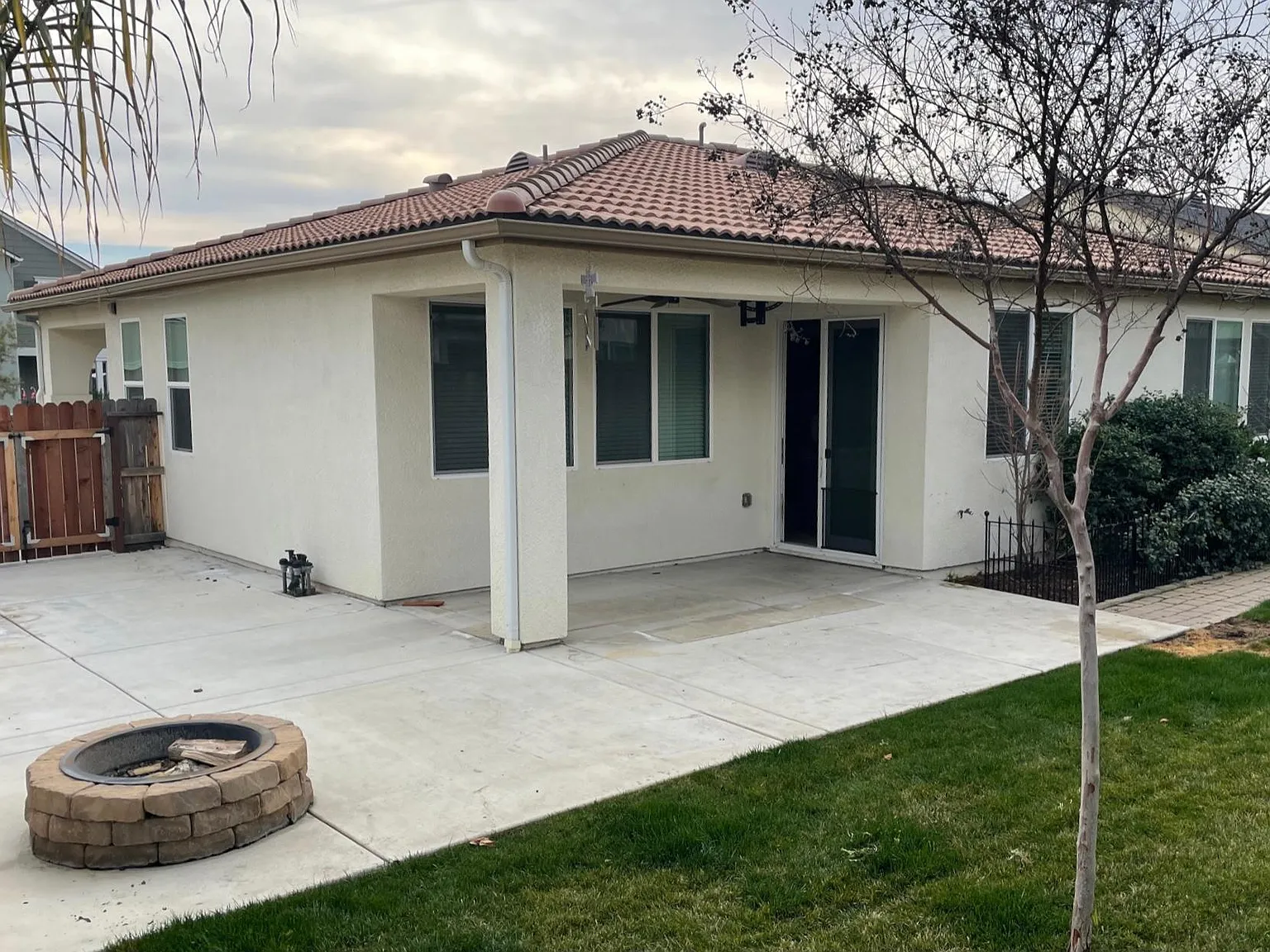 3 bed, 1527 sqft, $2,350 — Photo 2