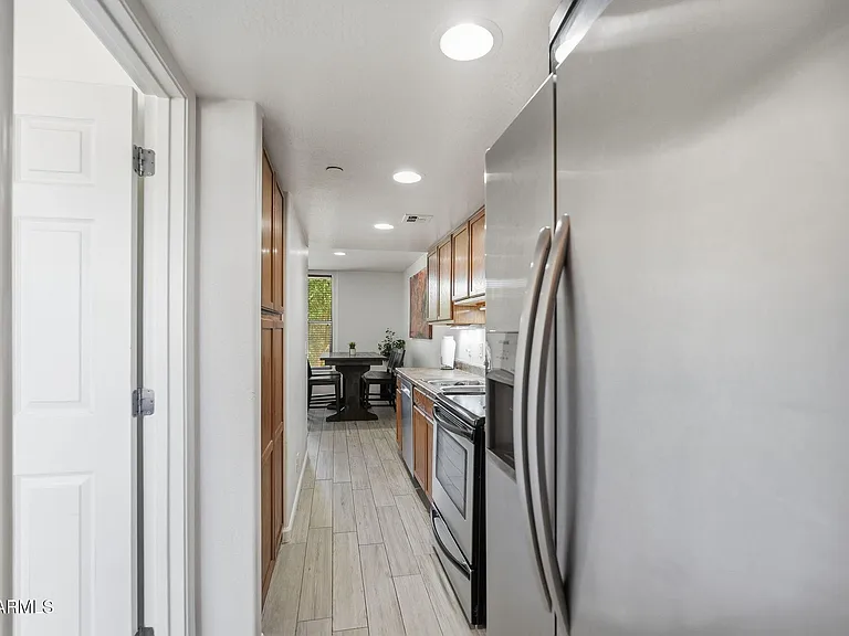2929 N 39th St #6 — Photo 9
