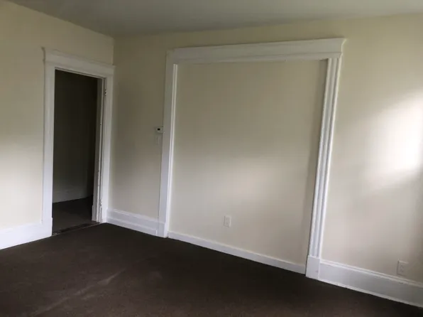 37-39 E Raymond St #1, Hartford, CT 06112