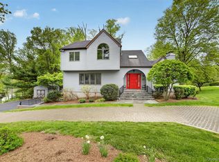 28 Lakeview Dr, Yorktown Heights, NY 10598