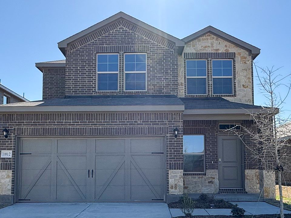 1st image of 1012 Olivewood Pl