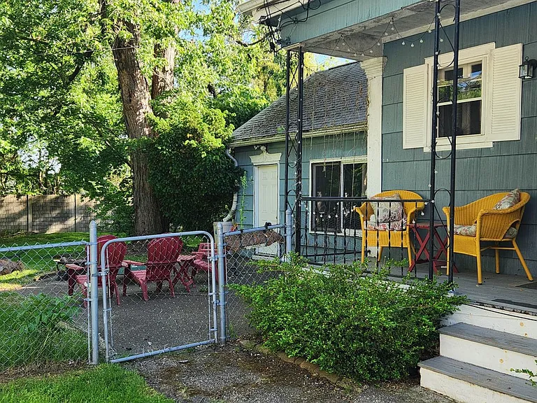 1385 W Michigan Ave #BELLA VISTA FARMHOUS — Photo 17