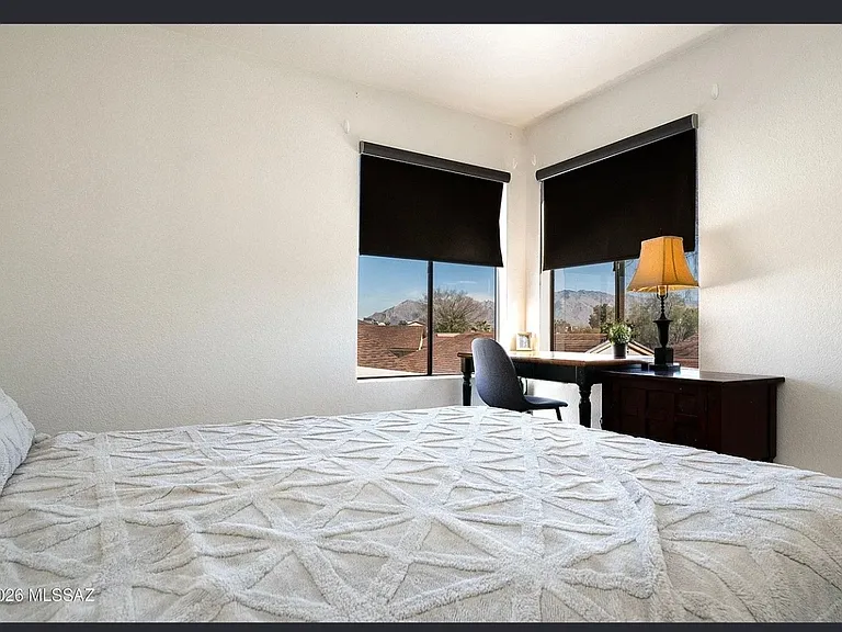 2417 N Palo Hacha Dr — Photo 32