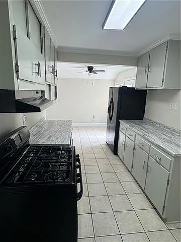 355 Roseland Pkwy — Photo 17