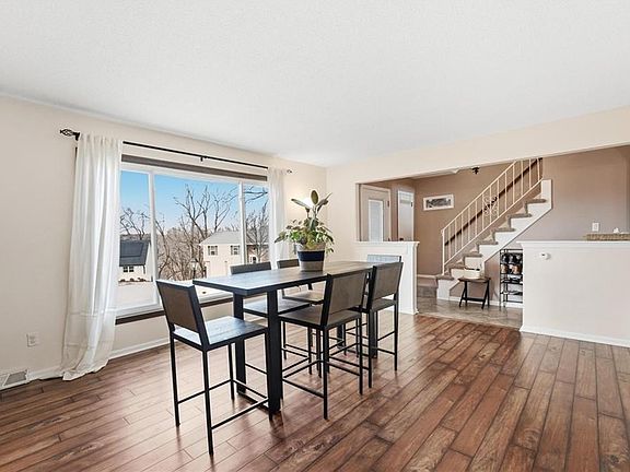 5th image of 6717 NW Lawson Ln