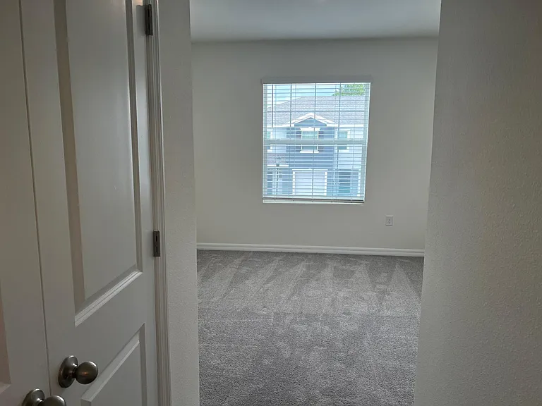 32794 Pez Landing Ln — Photo 15