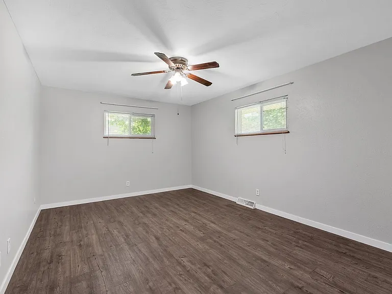 29102 Hufford Rd #B — Photo 28