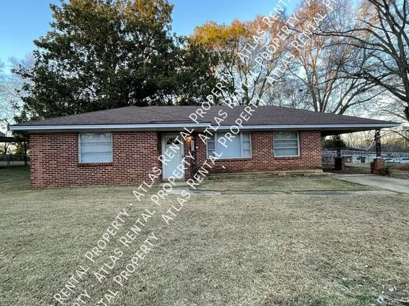 3551 Cottonwood Dr, Montgomery, AL 36109