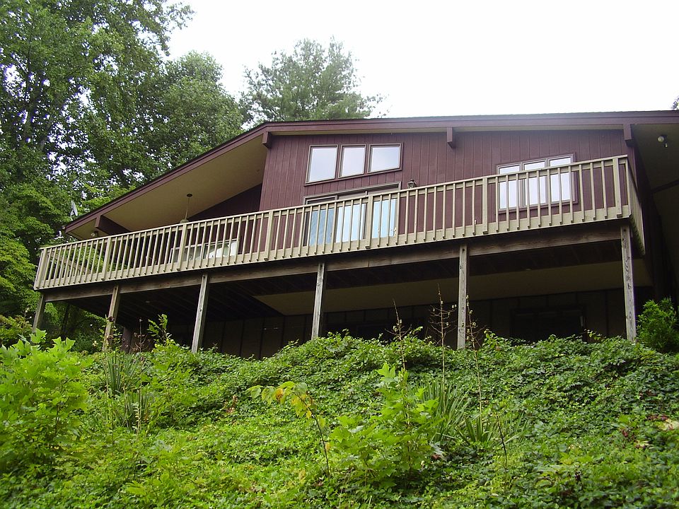 2nd image of 3330 Hope Creek Rd