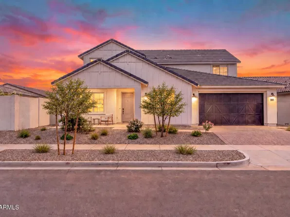 1135 W TREASURE Trail, Apache Junction, AZ 85120
