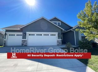 3373 W Early Light Dr, Meridian, ID 83642