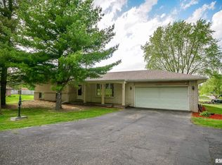 1529 W Richmar Rd, Peoria, IL 61615