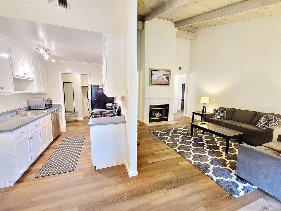 1st image of 135 Acalanes Dr APT 8