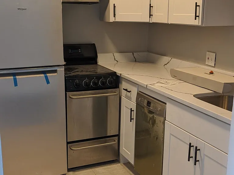 35 Glencoe St #24 — Photo 8
